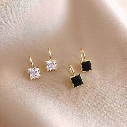 Simple Black White Irregular Polyhedron Pendant Small Earrings 2025 New Girl Unusual Earrings Fashion Korean Jewelry For Woman